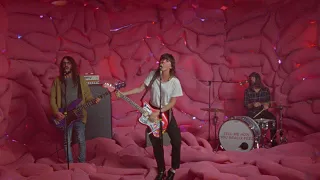 Courtney Barnett - Everybody Here Hates You (Official Video)