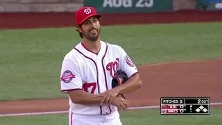 ARI@WSH: Gonzalez snags sharp grounder in the 1st