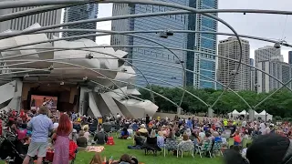 #Walking to the #ChicagoBlues #Music #Festival in #downtown #Chicago (June 11, 2022)