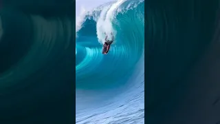 Something out of a dream 🫠 ✅️SUBSCRIBE✅️ #bodyboarding #big #waves #kook #slam slam