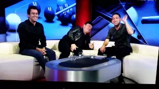 Ronnie O'Sullivan farts in the studio then swears! UK Snooker 2015