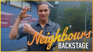 Neighbours Backstage – Greenroom Golf With Travis Burns & Alan Fletcher