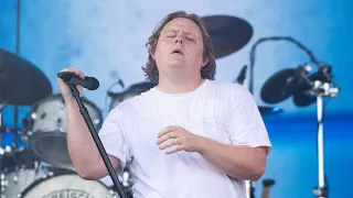 ‘Extraordinarily moving’: Crowd helps Lewis Capaldi sing during Tourette’s attack