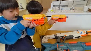 NERF(ナーフ)で射的ゲーム景品はお菓子　スーパーショットは出るかな？　＃1674