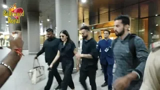 Virat Kohli And Anushka Sharma SPOTTED At The Airport Arrival