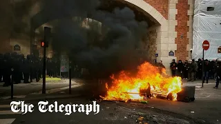 Clashes erupt over French pension reform plans