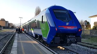 HTR 412 "Blues" n. 012 in sosta a Rieti, con incrocio di ALn 776