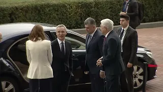 NATO Secretary General meets with Romanian Prime Minister