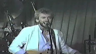 Keith Whitley in concert - Set 2.  Live at Mr. Lucky's (Phoenix, AZ) in October 1986.