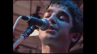 Oasis - Acquiesce (The White Room) *Remastered Audio*