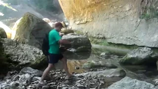 Поход на Шакуранский водопад  по реке Джампал и пещеру рядом.. Восточная Абхазия. 10.08.17г.