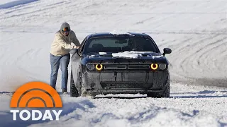 Nearly 100 million in US under icy grip of arctic weather