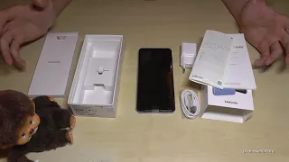 Samsung Galaxy A32 5G: Quick Unboxing (What is included?) Awesome Black Version