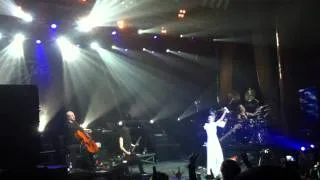 Tarja Turunen Kiev 2012-i walk alone