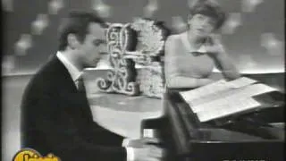 Johnny Dorelli e Rita Pavone - Carrellata di sigle tv (da "Johnny Sera " 1966)