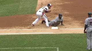 CLE@CWS: Indians challenge, call overturned in 1st