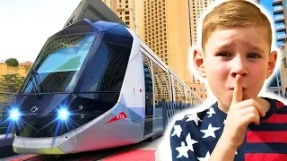 Супер Поезд или поездка на Трамвае по Железной дороге в Дубаи нашли Золотой вагон Train in dubai