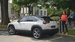 Mazda MX-30: Charging