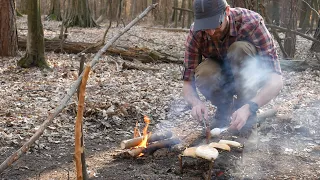 Ucieczka do lasu. Sok z brzozy, kuksa i burgery.