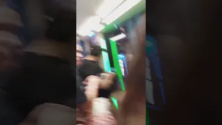 un homme dangereux dans le métro de Montréal