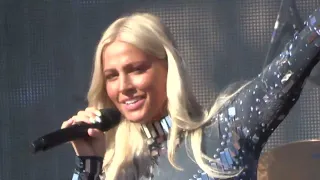 Klara Hammarström - Run To The Hills (Live at Malmöfestivalen 2022)