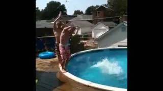 Synchronized swimming fail