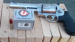 500 S&W Magnum vs 2x10 Lumber Penetration Test #4 - Underwood 700 Grain Hardcast