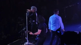 Bon Jovi, Born to Be  My Baby - Pittsburgh, 2017. What every fan wants to volunteer for.