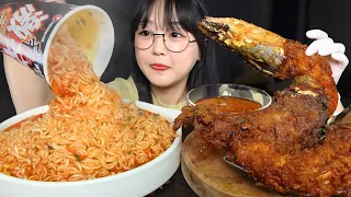 SUPER SPICY RAMEN & GIANT FRIED SHRIMP🍜🍤MUKBANG ASMR