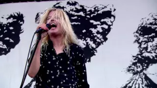 The Kills - Doing It To Death - Live at The Isle of Wight Festival 2016