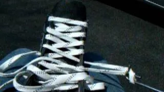 How to tie skates