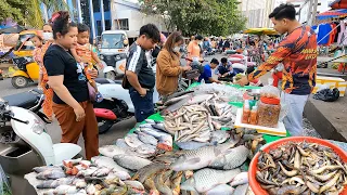 Huge Factory Wet Market Scenes - Fish, Vegetables, Pork, Meat, Seafood & People Activities|Papa