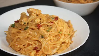 Cheesy chicken spaghetti | Chicken spaghetti|  Easy dinner idea | The cookbook