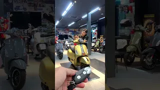 Vespa GTS 2024 mới nhất và những điều hấp dẫn của mẫu xe này 😍