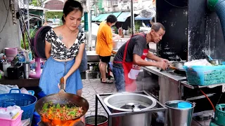 Amazing! Grandpa Cooking Skills - The Cheapest  fried pork egg rice in Bangkok | Thai Street Food