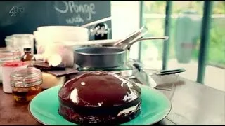 Gordon Ramsay Chocolate Cake (2020)