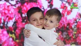 Bogdan&Victor Cangea (La-La-Kids) - Cantec pentru mama