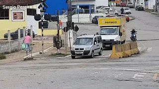 Cipó - SP , passei um dia nesse lugar bora conhecer. O trem passa no meio da Cidade.