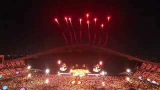 Coldplay - Fix You (with The Astronaut outro) & Biutyful (Live in Bangkok 2024)