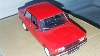 Diecast model LADA ВАЗ 2105 Жигули by DeAgostini Моделька Лада 1/43