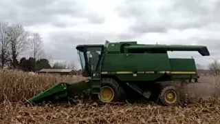 John Deere 9500 Combine