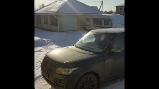 Недовольный владелец Range Rover-а