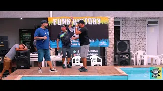 Mcs Totto/ Thiago Vs/ Chiquinho Ch/ Dinho da Vp/ Guinho da Praça/ Landinho/ Dj Gigante(Funk History)