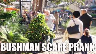 Scaring Innocent Pedestrians on the San Antonio River Walk - Funny Video