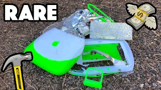 Bored Smashing - iBOOK CLAMSHELL KEYLIME