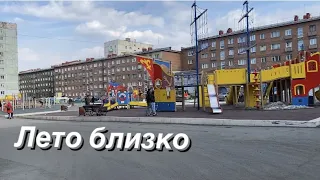Норильск/ Солнечные улицы города/Аварийные дома.