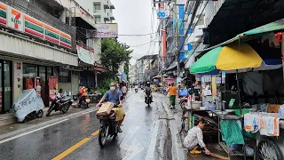 [4K] Rainy Day Walk in Bangkok Local Area • Charoen Krung Soi 107