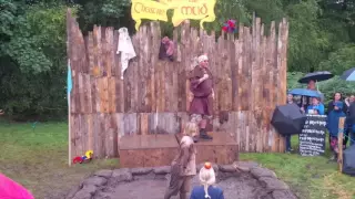 Theatre in the Mud at England's Medieval Festival - Apple on the Head