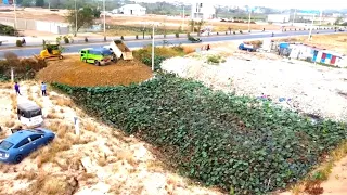 Full Video Best action Showing Processing skiller operator dozer pushing Stone Fill Land/Dump truck