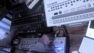 TB 303, Tb 303  and TR 909 Acid Jam.